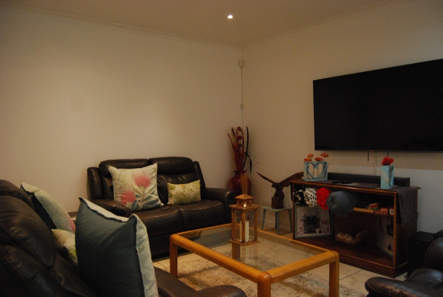 3 Bedroom Property for Sale in Villa Diamante Western Cape